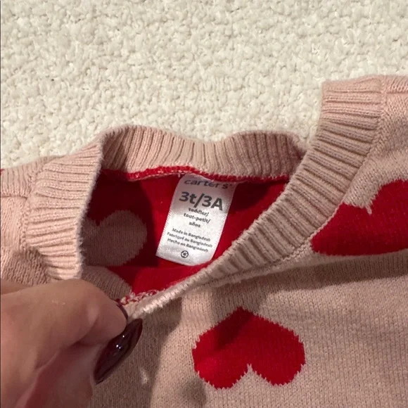 3T carters sweater & baby gap cable knit sweater says 5 but is more 3T size. - Picture 6 of 7